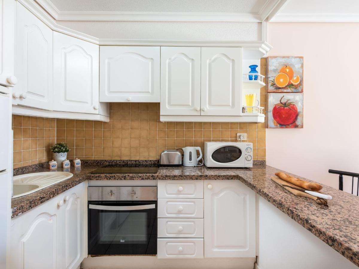 10E Country Club Accommodation Pool! Арона Екстериор снимка