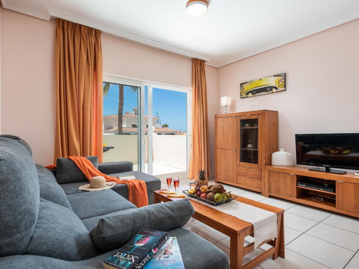 10E Country Club Accommodation Pool! Арона Екстериор снимка