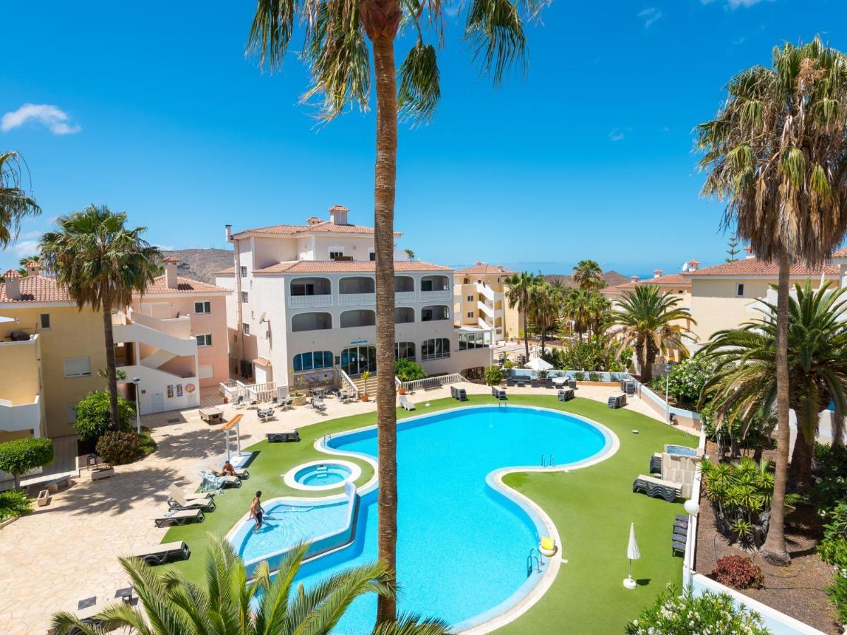 10E Country Club Accommodation Pool! Арона Екстериор снимка